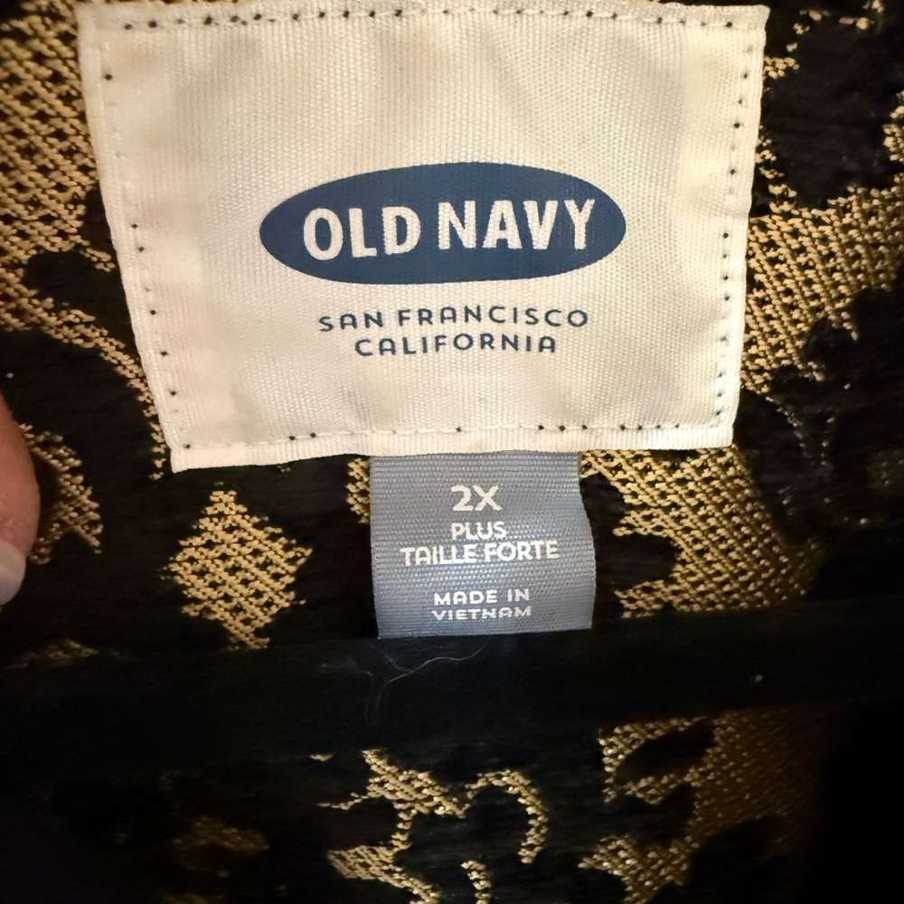 Old Navy Black and Gold Brocade Jacquard Open Front Blazer - Picture 5 of 11